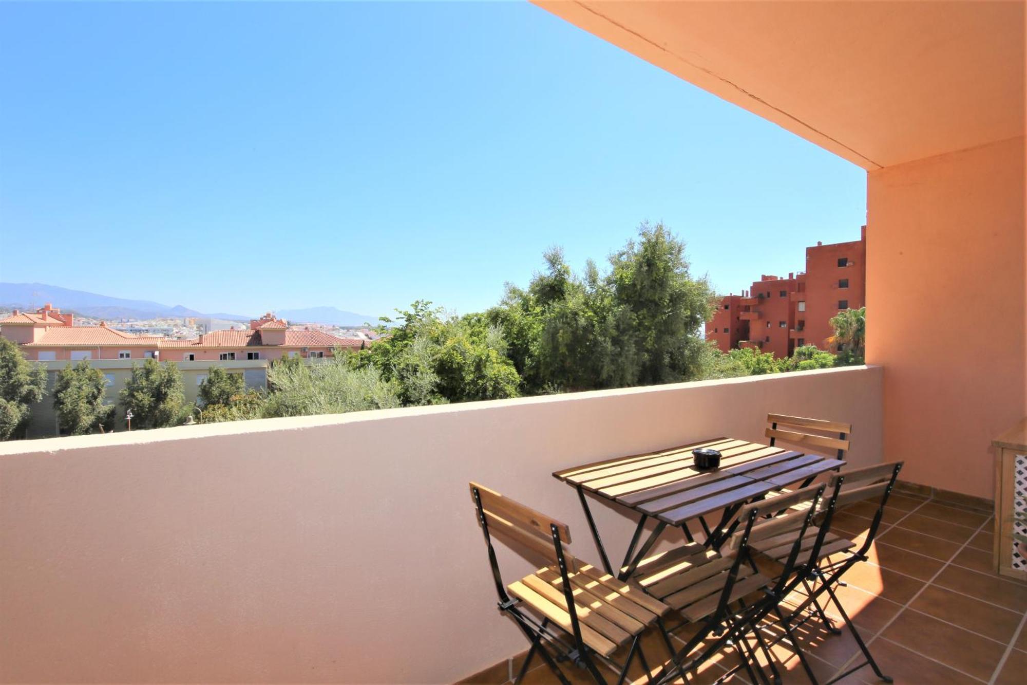 Estepona Town Apartment Carmen Exteriör bild