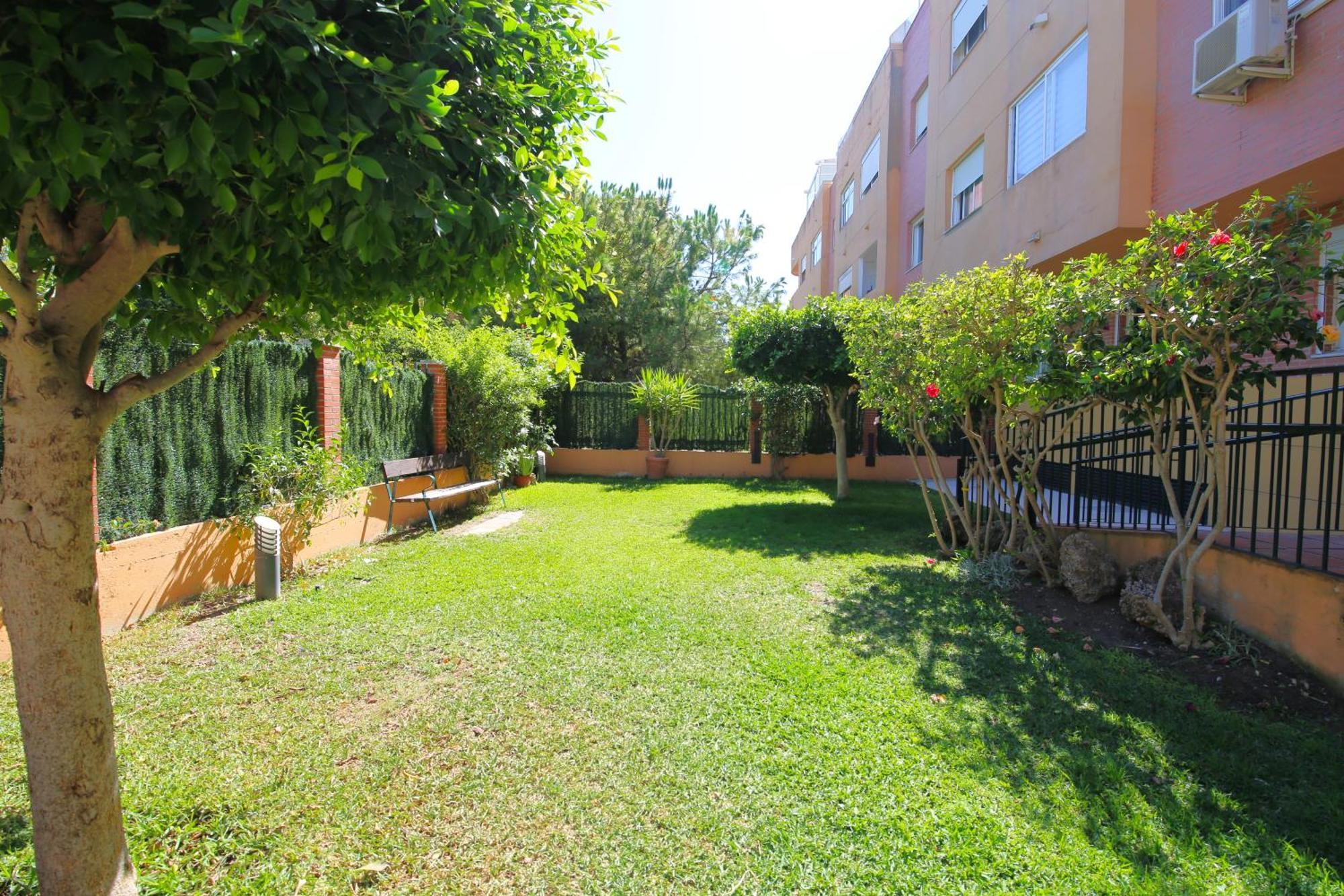 Estepona Town Apartment Carmen Exteriör bild