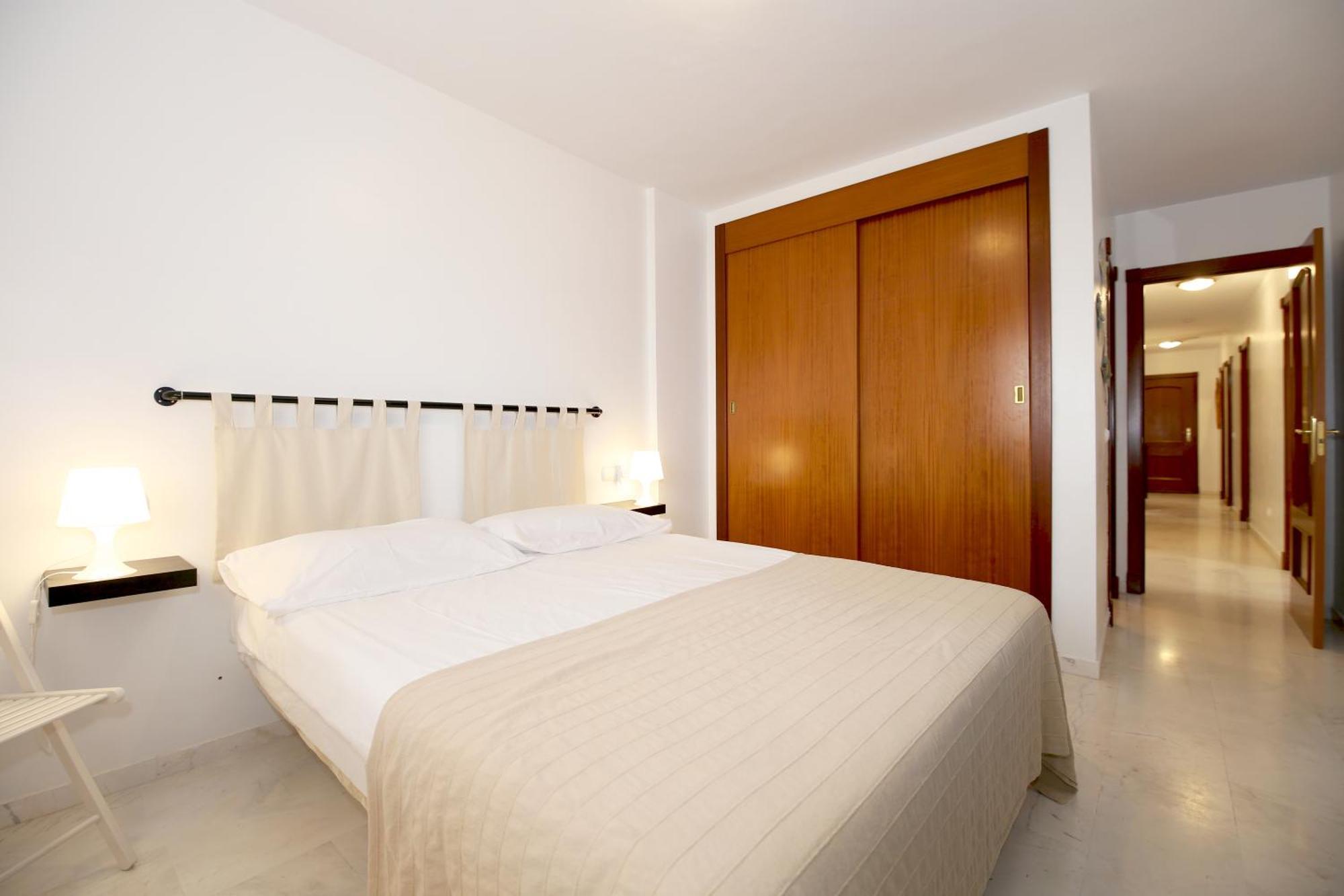 Estepona Town Apartment Carmen Exteriör bild